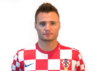 Leon Benko odlazi u Kinu