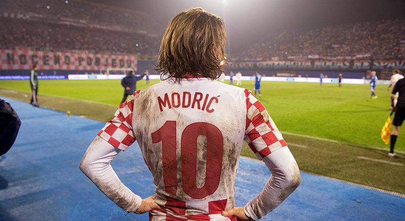 Modrić's Real to play Madrid rivals in the CL final