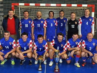 Veterani HNS-a pobjednici Memorijala Milan Perović u Kostreni!
