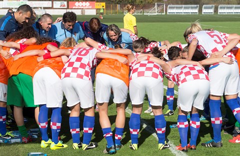 Hrvatice remizirale na početku turnira