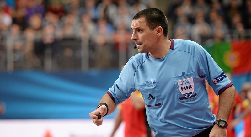 Saša Tomić sudi finale UEFA Futsal Cupa