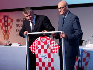 Pavlović: "HNS vidljivo napreduje u svim područjima djelovanja"