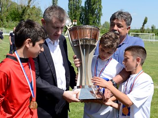 "Zajedno gradimo budućnost hrvatskog nogometa"