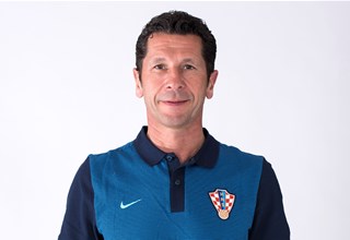 KARL STERNECKER