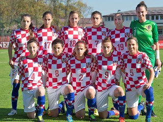 Ženska reprezentacija na turniru u Mađarskoj