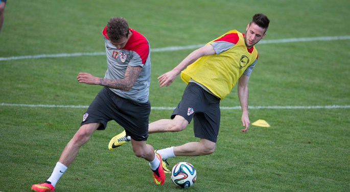 Vatreni vikend: Brozović, Čop ili Mandžukić?
