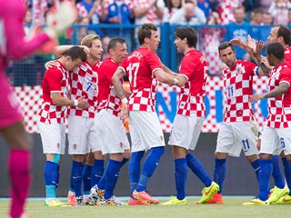 Perišić double for Croatia victory over Mali