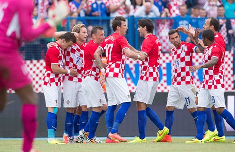 Perišić double for Croatia victory over Mali