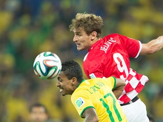 Jelavić ublažio poraz Hull Cityja, Perica zabio u pobjedi NAC Brede