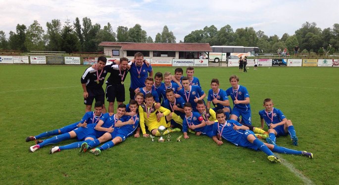 Dinamo slavio u završnici pionirskog PH