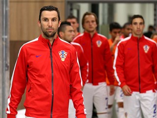 Srna darovao djecu u Ukrajini i Metkoviću
