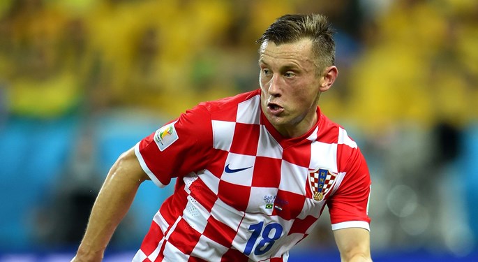 Olić povukao HSV, golovi Perišića, Vlašića, Sharbinija i Tomasova