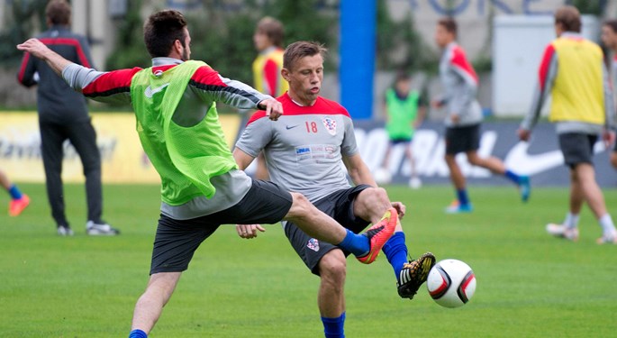 Čop joins Sporting Gijon, Olić moves to 1860 München