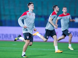 Vatreni vikend: Brozović, Kramarić ili Rakitić?