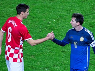 Velesila, kolektiv i afrički talent