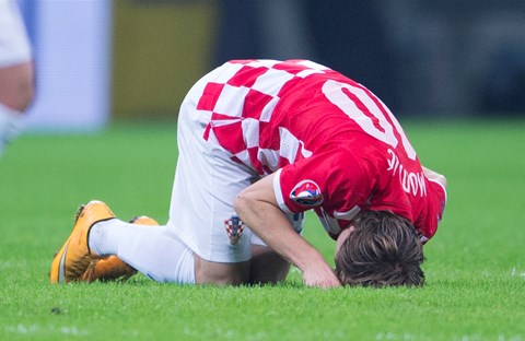 Luka Modrić out for three months