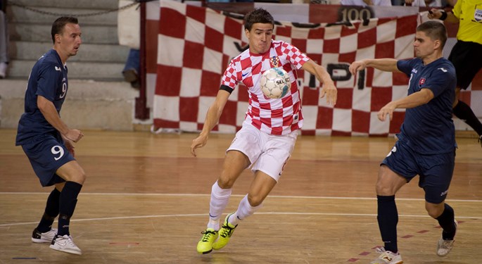 Šest golova Hrvatske, pet Darija Marinovića