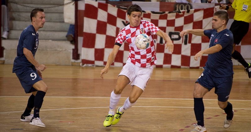 Šest golova Hrvatske, pet Darija Marinovića