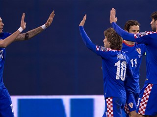 Modrić i Badelj asistenti, strijelci Pjaca, Rog, Radošević i Kolar