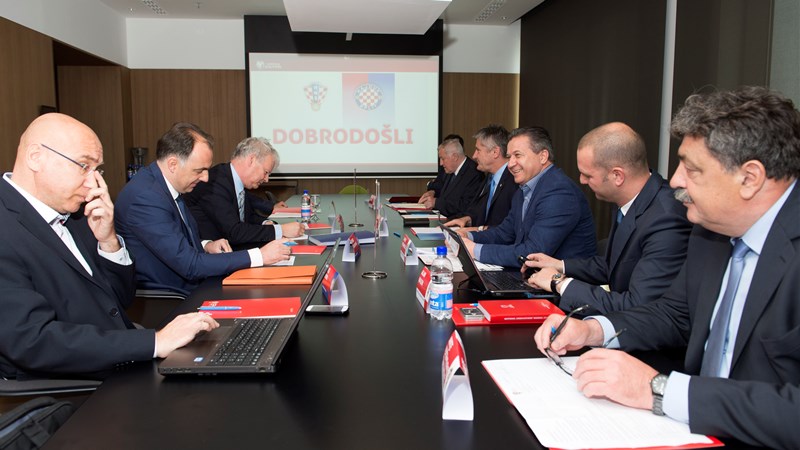 Zaključci sastanka HNS-a i Hajduka