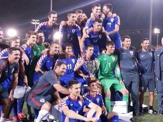 Mladi Vatreni novom visokom pobjedom osvojili turnir
