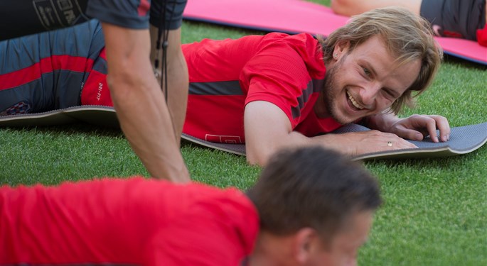 Ivan Rakitić u idealnoj momčadi Primere