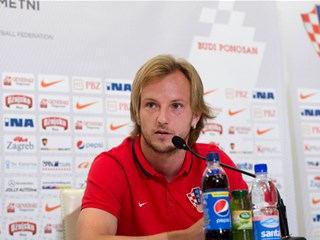 Rakitić: "Zadovoljstvo je biti zajedno, braniti hrvatske boje"