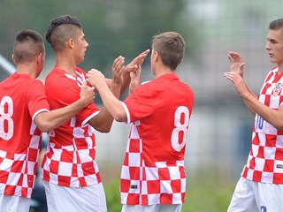 Bračunovi mladi Vatreni krenuli visokom pobjedom