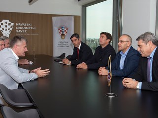 Delegacija Kosovskog nogometnog saveza posjetila HNS