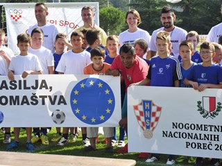 "Poštovanje prema svima, bez obzira na vjeru i rasu"