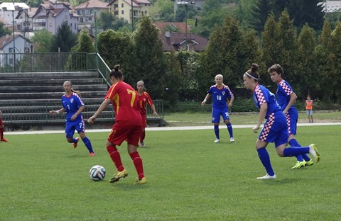 Hrvatska U-17 svladala i Crnogorke