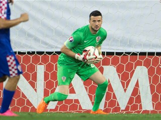 Subašić obranio jedanaesterac u Monacovom remiju