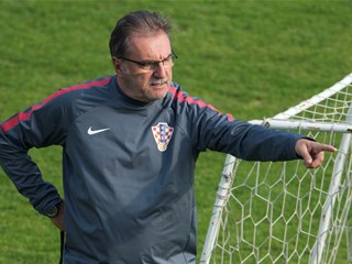 Čačić: "Reprezentaciju Hrvatske ne čini samo 11 igrača"