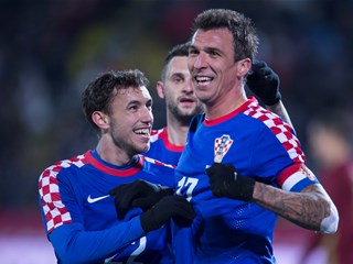 Dva gola Mandžukića za preokret, strijelci Kalinić i Perica