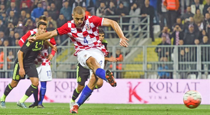 Josip Radošević joins Eibar on loan