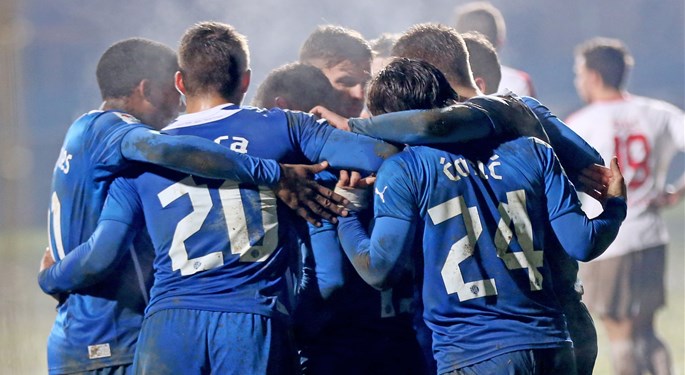 Dinamo svladao Zagreb, Remi Intera i Splita