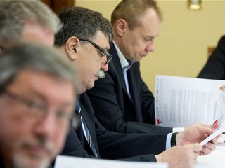 Zaključci Izvršnog odbora HNS-a