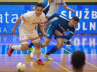 Nacional domaćin Jugri, Arazu i Hamburgu