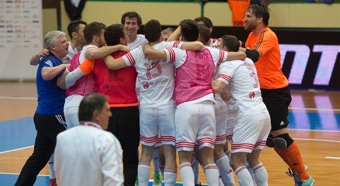 Split Tommy u Našicama podigao trofej Kupa