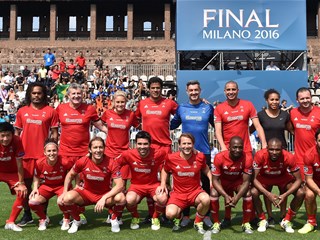 Šuker strijelac u susretu zvijezda u Milanu