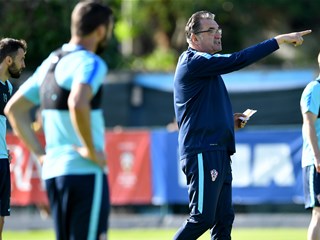 Čačić: "Hrvatska može protiv svake reprezentacije tražiti pobjedu"