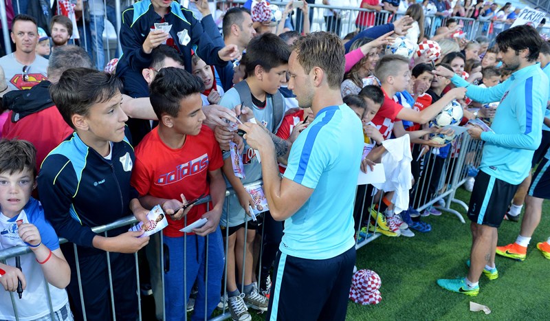 Rakitić: "Borit ćemo se za boje hrvatskog dresa svake sekunde"