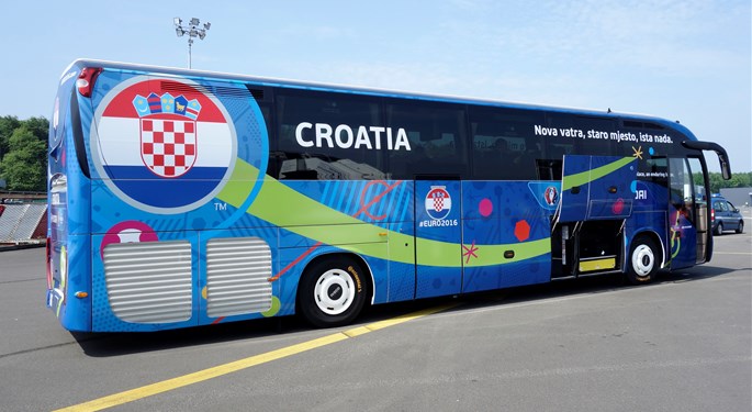 Navijači biraju slogane za reprezentativne autobuse na SP-u