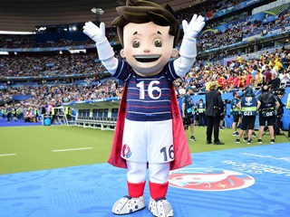 Domaćin Francuska u završnoj borbi za trofej