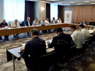 Zaključci Izvršnog odbora HNS-a