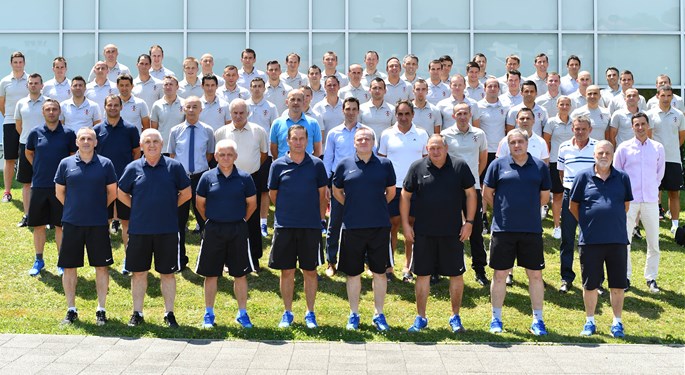 Održan seminar nogometnih sudaca i kontrolora sudaca MAXtv Prve lige
