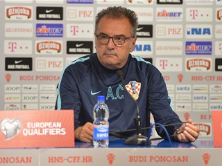 Čačić: "Hrvatska diše i djeluje kao momčad"