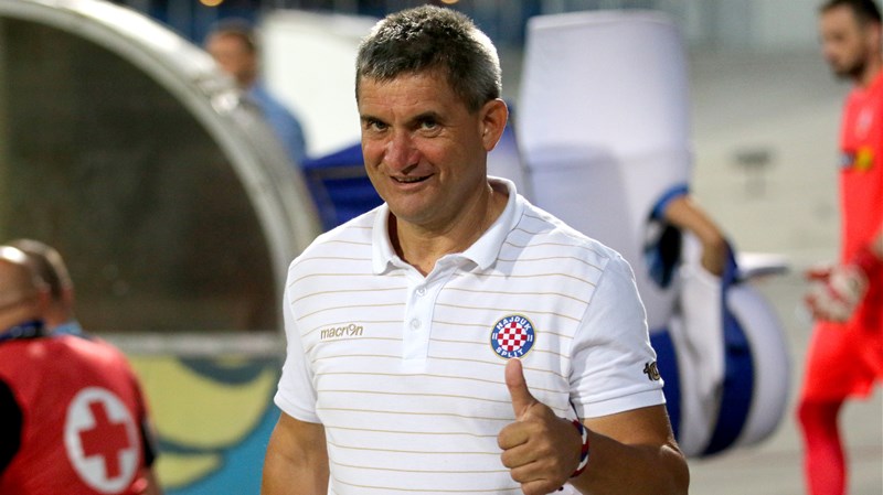 Hajduk uvjerljiv, Slaven Belupo na jedanaesterce