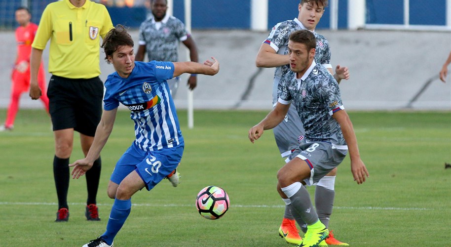 Lokomotiva treća najmlađa europska momčad, Hajduk 15.