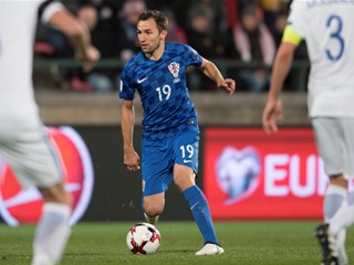 Milan Badelj substituted due to injury